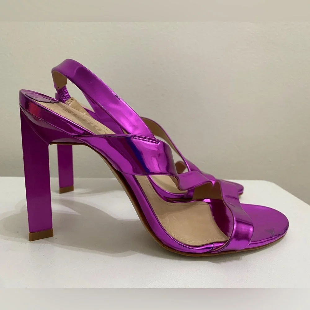 Schutz Women’s Kelly Leather Slingback Heels - Picture 3 of 5